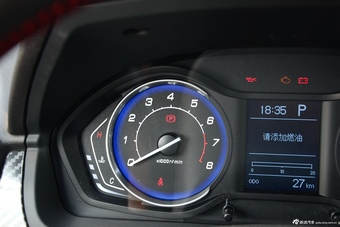 2016款昌河Q25 1.5L自动乐享版