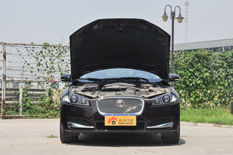 2015款捷豹XF 2.0T自动80周年典藏豪华版图片