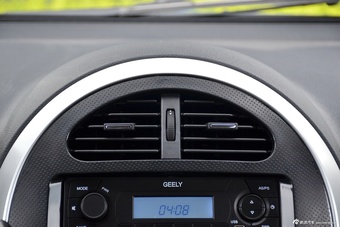 2016款吉利熊猫1.0L AMT帅真版