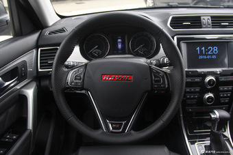 2015款哈弗H2 1.5T自动两驱精英型