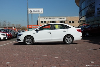 2015款英朗18T双离合旗舰型