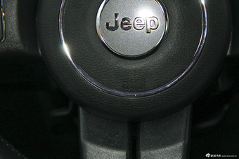 2015款牧马人3.6L自动两门舒享版Rubicon