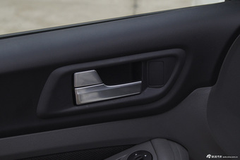 2013款福克斯两厢经典1.8L自动百万纪念款