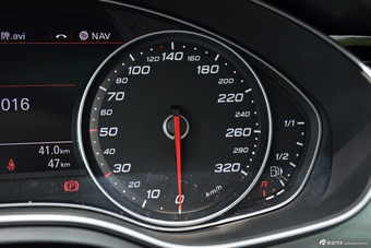 2016款奥迪RS6 4.0T自动Avant