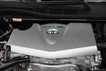 2015款凯美瑞骏瑞2.0L自动凌动版