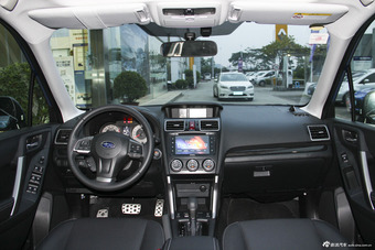 2015款森林人2.5L自动特装纪念版图片