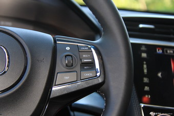 2016款讴歌CDX 1.5T自动 两驱尊享版