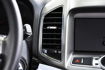 2015款科帕奇2.4L自动7座两驱城市版