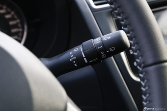 2015款森林人2.0L自动特装纪念版