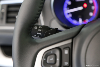 2016款傲虎2.5L自动运动导航版