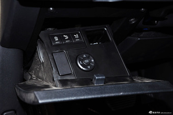 2015款东风标致508自动旗舰版