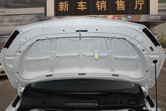 2016款雪佛兰乐风RV 1.5L自动趣行版