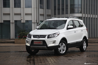 2014款北汽幻速S3 1.5L手动舒适型