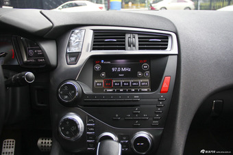 2014款DS 5 1.6T自动尊享版THP200