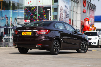 2015款海马福美来1.5T自动品尚型