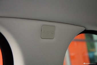 2015款捷豹XJL2.0T两驱典雅商务80周年典藏版