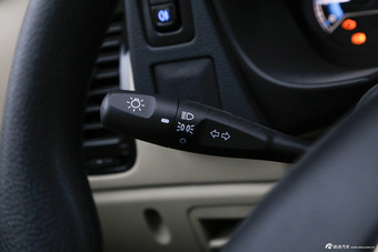 2015款V3菱悦1.5L手动幸福版