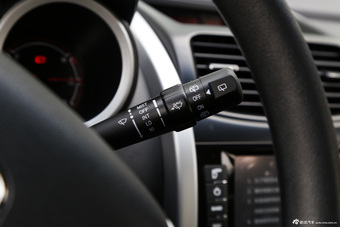 2014款长安CX20 1.4L手动天窗导航版国5