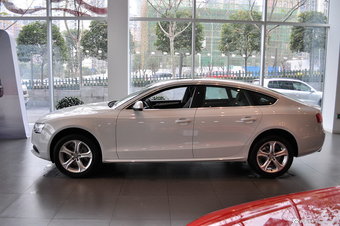 2013款奥迪A5 Sportback 40 TFSI