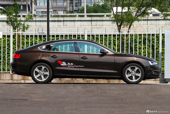 2014款 奥迪A5 Coupe 40TFSI