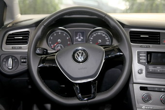 2014款高尔夫1.4TSI自动舒适型