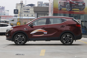 2015款东南DX7 1.5T手动尊贵型