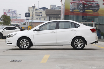 2015款V5菱致plus 1.5L自动智尊型