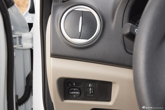 2015款悦翔V3 1.4L手动美满型