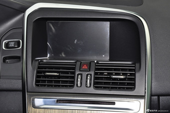 2016款沃尔沃XC60 2.0T自动 T5 AWD智远版