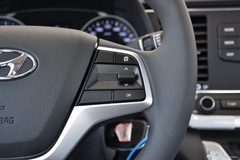 2016款领动1.6L手动智炫青春型