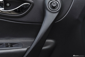 2014款科雷傲2.0L两驱时尚版