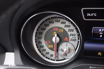 2015款 奔驰GLA220 4MATIC时尚型