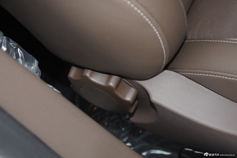 2014款宝来1.4T DSG自动舒适型