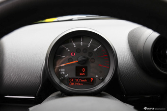 2014款MINI COUNTRYMAN 1.6T自动 COOPER All 4 Excitement