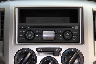 2016款NV200 1.6L自动尊享型