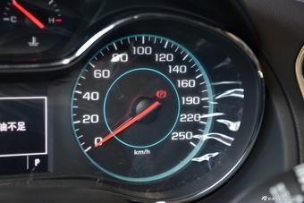 2017款科鲁兹1.5L自动先锋版