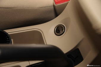 2013款奇瑞E3 1.5手动风尚版