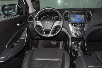 2015款全新胜达2.0T自动四驱顶级型 7座