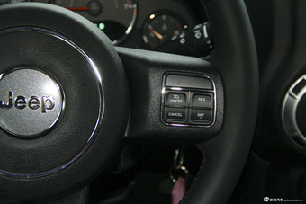 2015款牧马人3.6L自动两门舒享版Rubicon