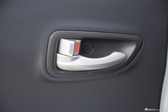 2015款奔奔1.4L手动尊贵型