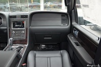 2016款林肯领航员3.5T自动AWD