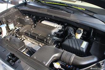 2013款途胜2.0L两驱手动时尚型