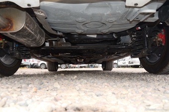 2016款中华V5 1.5T自动两驱运动型