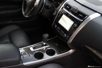 2013款天籁实拍图