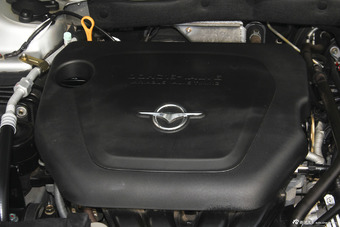 2014款海马汽车M8 2.0L自动豪华型