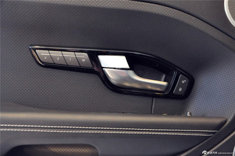 2014款揽胜极光2.0T 5门耀动版