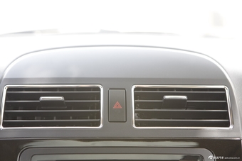 2014款景逸X3 1.5L手动尊享型