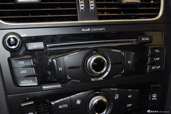 2013款奥迪A4L 30 TFSI 手动舒适型