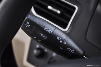 2015款开瑞K50 1.5L手动豪华型