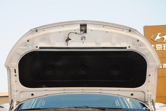 2015款全新胜达2.0T自动四驱顶级型 7座